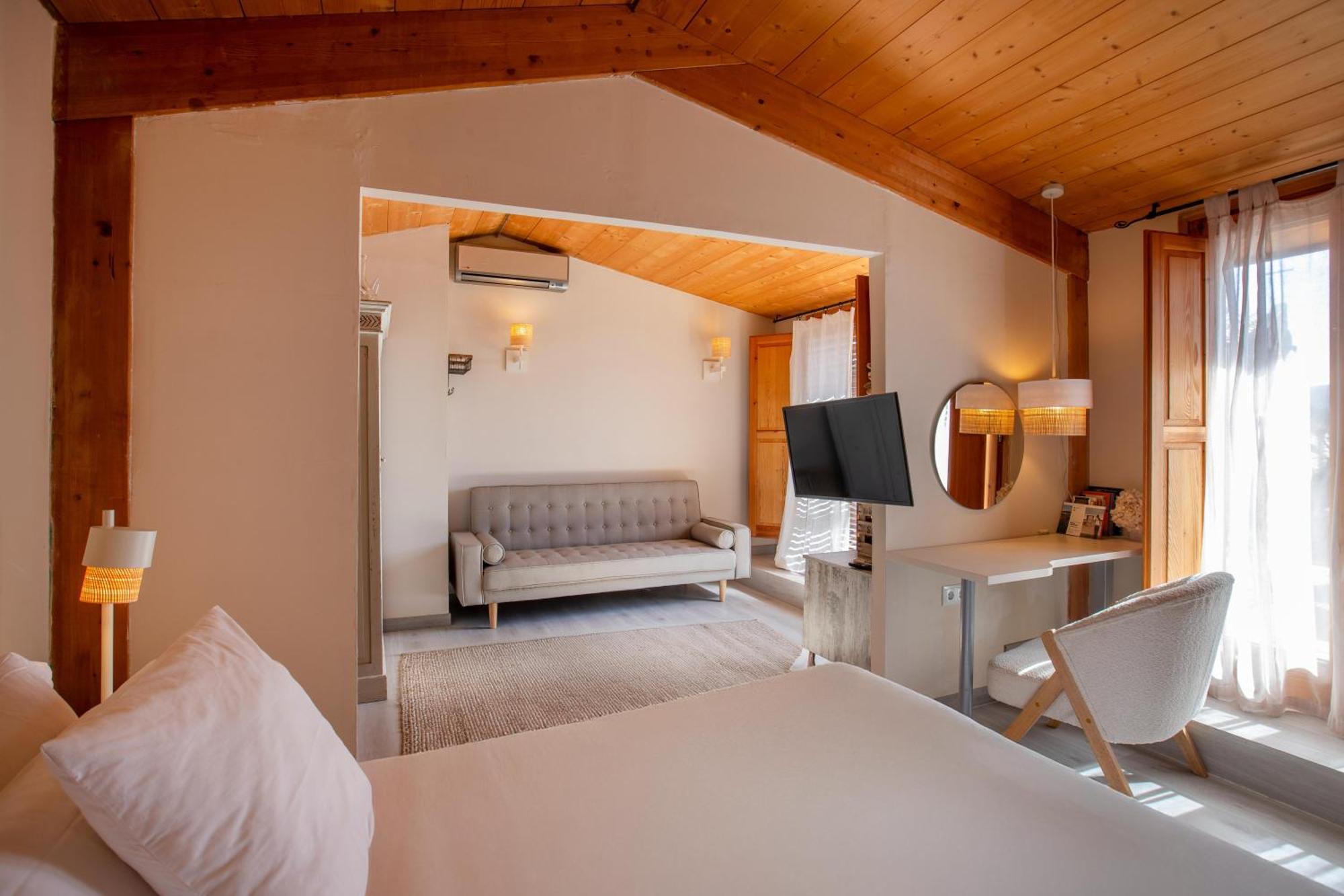 Hotel Boutique Niu De Sol - Designed For Adults Palau Saverdera Екстер'єр фото